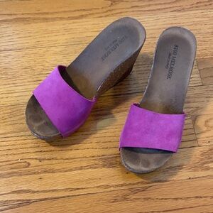 Vibrant Magenta Wedge Sandals